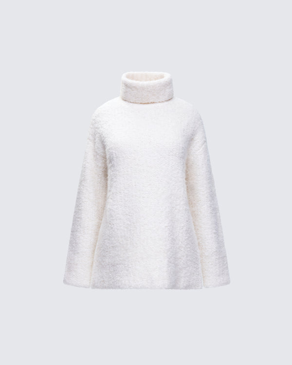 finesse Dorinda Cream Oversized Turtleneck Sweater