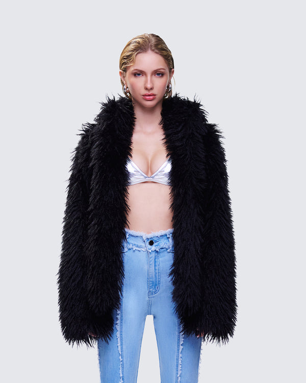 Finesse Fae Black Boxy Faux Fur Coat