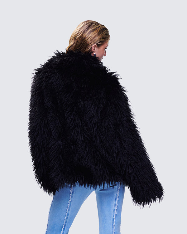 Finesse Fae Black Boxy Faux Fur Coat