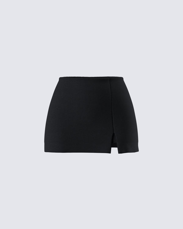 finesse Gloria Black Crepe Mini Skort