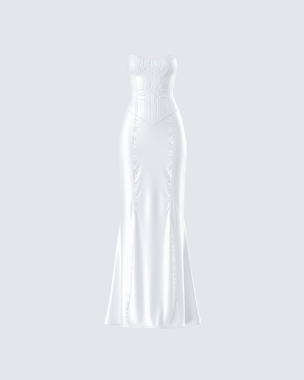 finesse Katana White Lace Applique Gown