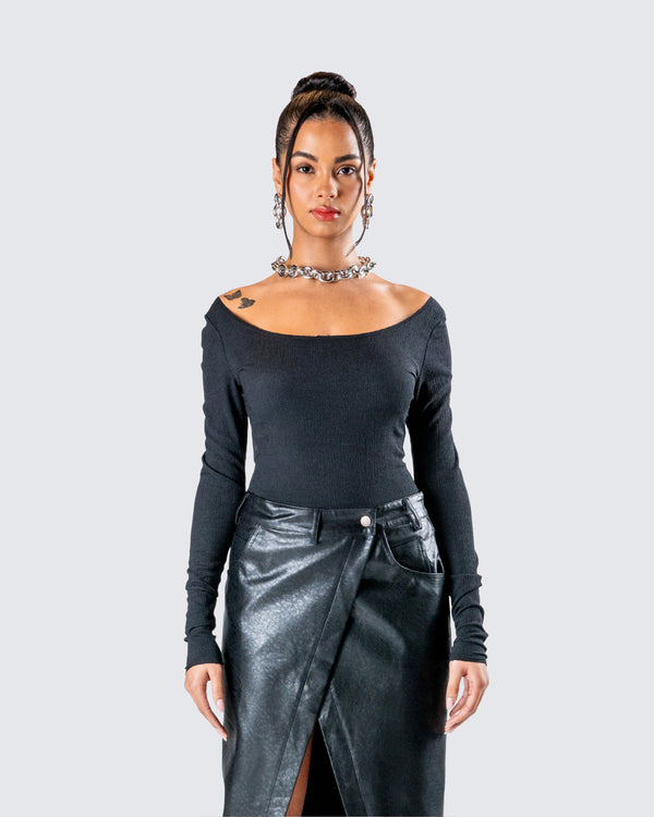 Finesse Leslie Black Off Shoulder Top
