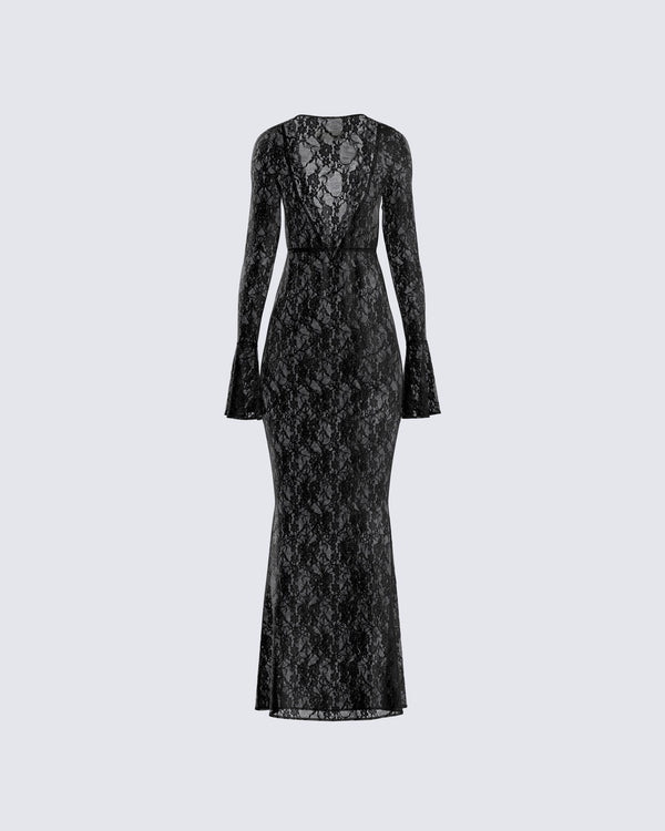 Finesse Lilith Black Lace Maxi Dress