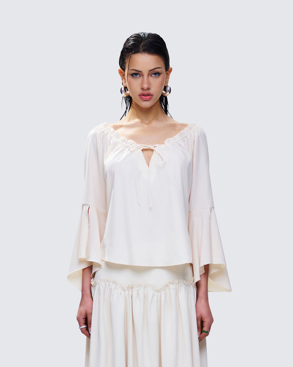 Finesse Moira Ivory Trumpet Sleeve Top