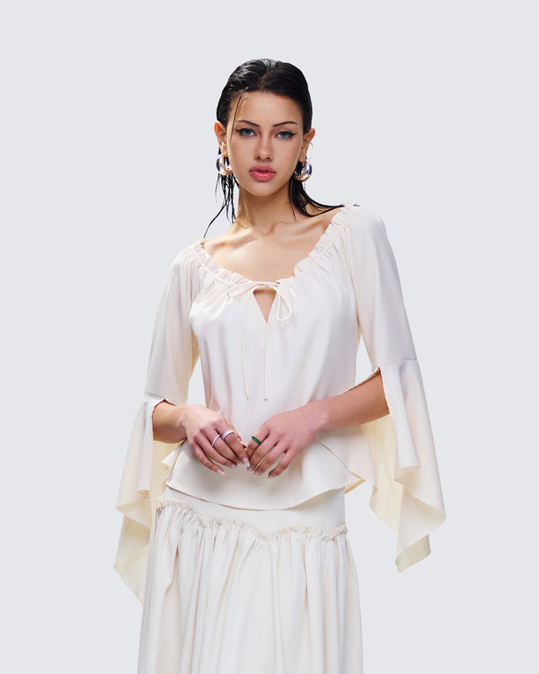Finesse Moira Ivory Trumpet Sleeve Top