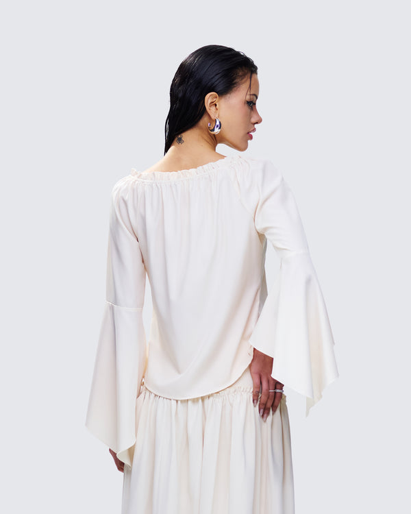 Finesse Moira Ivory Trumpet Sleeve Top
