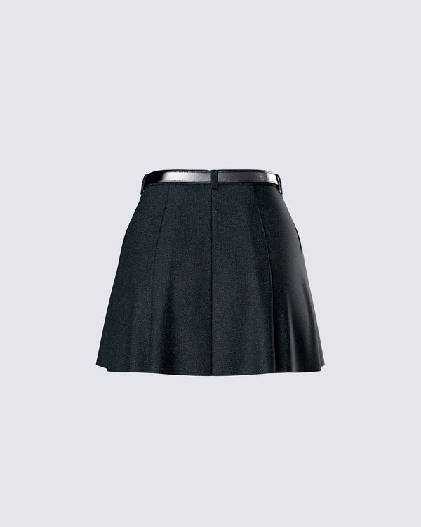 Finesse Perla Black Pleated Mini Skirt