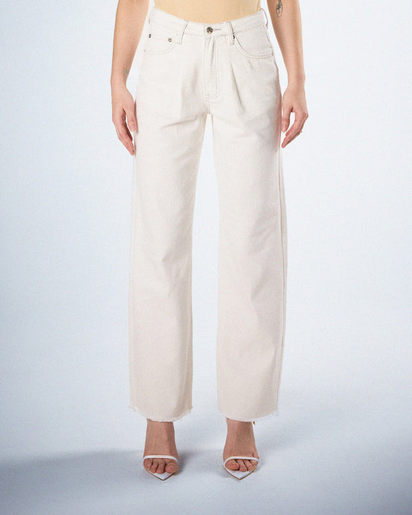 Finesse Saga White Frayed Denim Jean