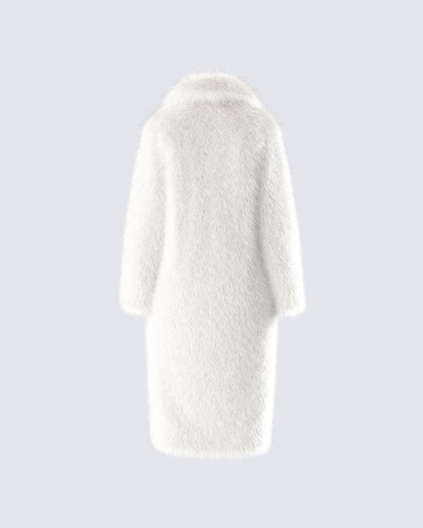 Finesse Trista Ivory Faux Fur Coat
