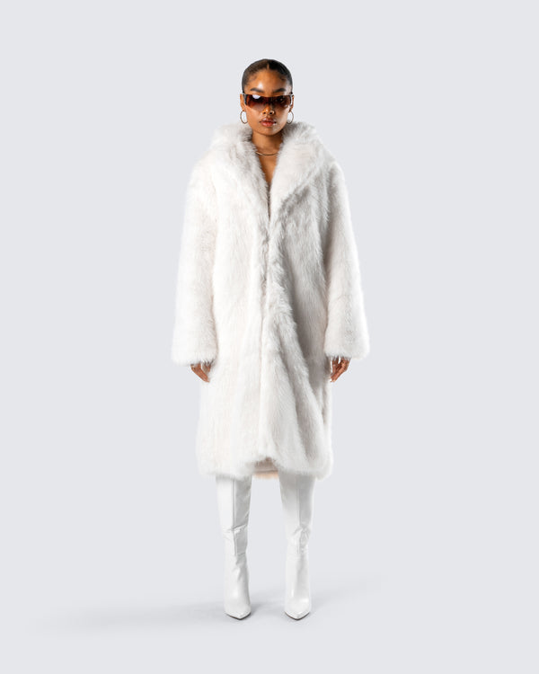 Finesse Trista Ivory Faux Fur Coat