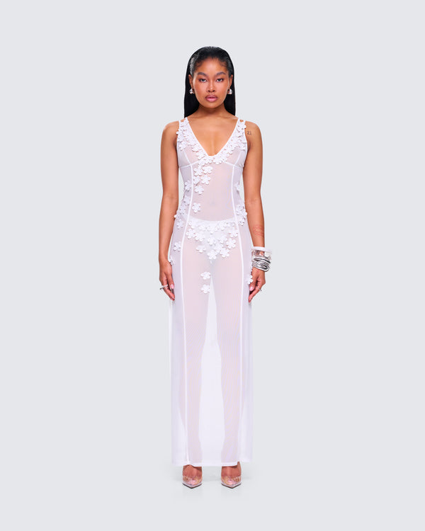 Finesse Twyla White Floral Mesh Maxi Dress