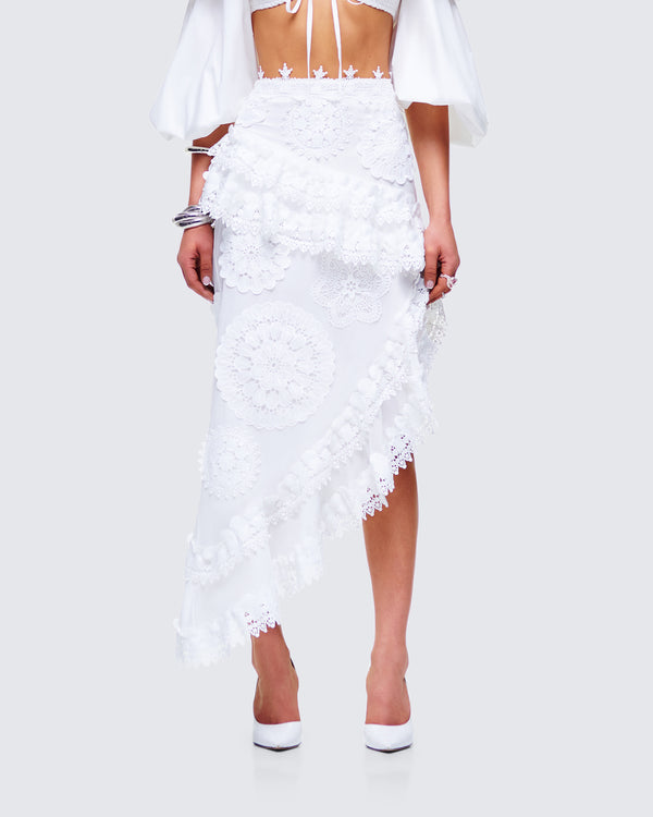 Finesse Villi White Asymmetrical Lace Skirt