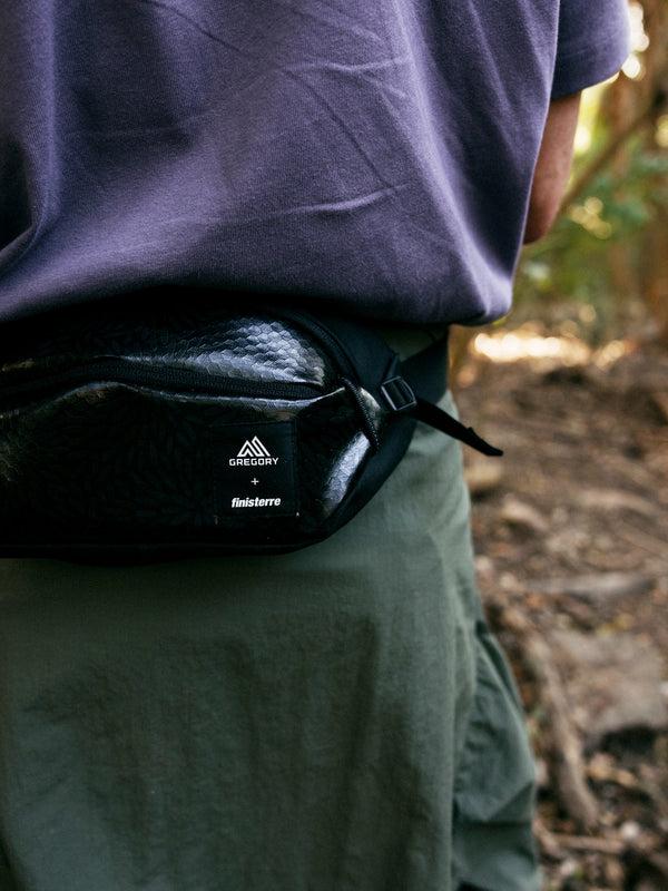 Finisterre Gregory + Finisterre Waistpack Onyx Black
