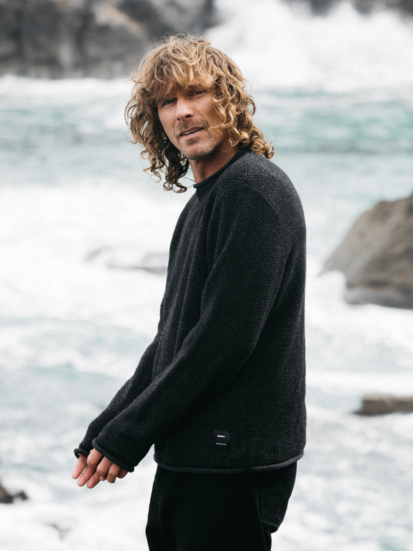 Finisterre Men's Barents Jumper Raven