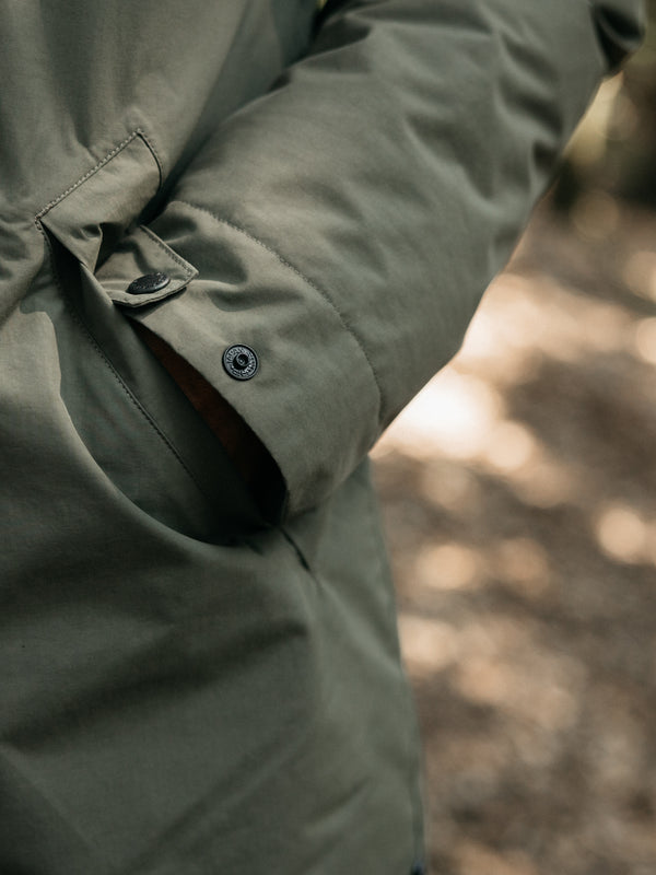 Finisterre Men's Caelus Waterproof Parka Olive