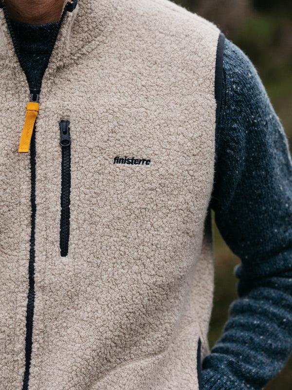 Finisterre Men's Hegen Wool Fleece Gilet Oatmeal