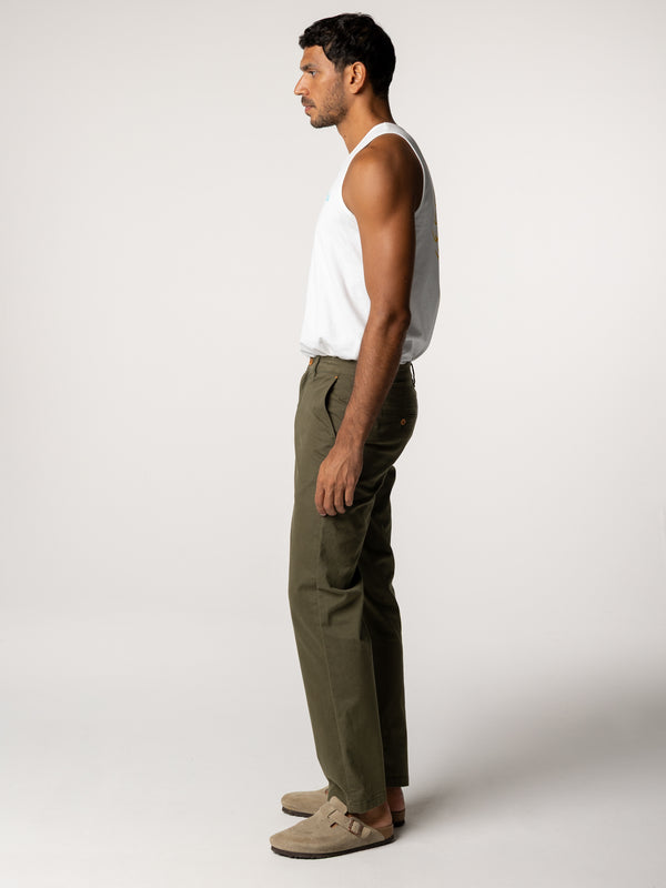 Finisterre Men's Rincon Slim Fit Chino Olive