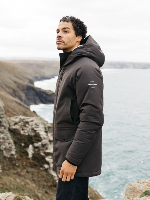 Finisterre Men's Vellus Parka Jacket Raven