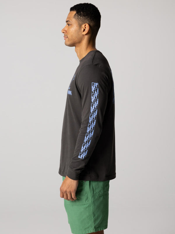 Finisterre Men's Wavy Long Sleeve T-Shirt Raven