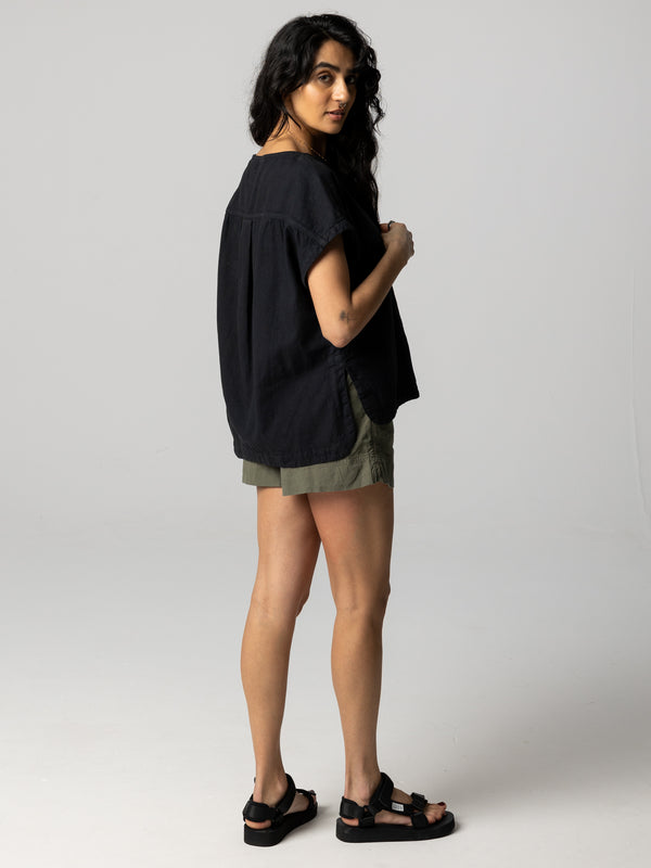 Finisterre Women's Morva Hemp Top Black