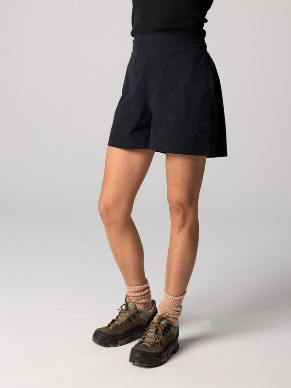 Finisterre Women's Walker Hybrid Short Dark Navy