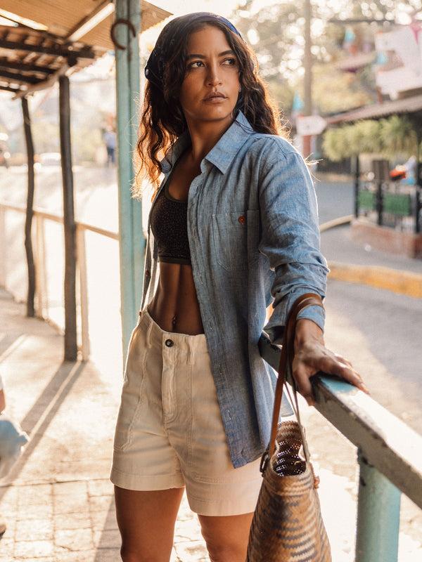 Finisterre Women's Yarrel Canvas Short Ecru