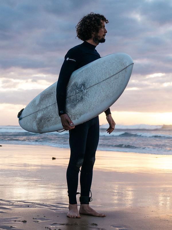 Finisterre Men's Nieuwland 3.5/2.5mm Yulex® Chest Zip Wetsuit Ink