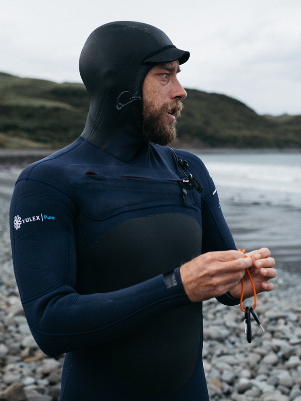 finisterre Men's Nieuwland 5.5/4.5mm Yulex® Chest Zip Hooded Wetsuit Ink
