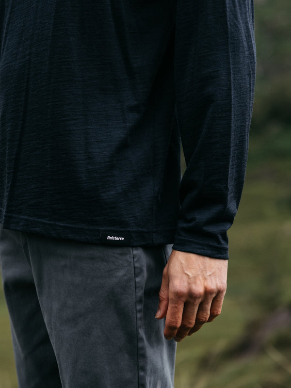 Finisterre Men's Seeker Merino Long Sleeve T-Shirt Navy