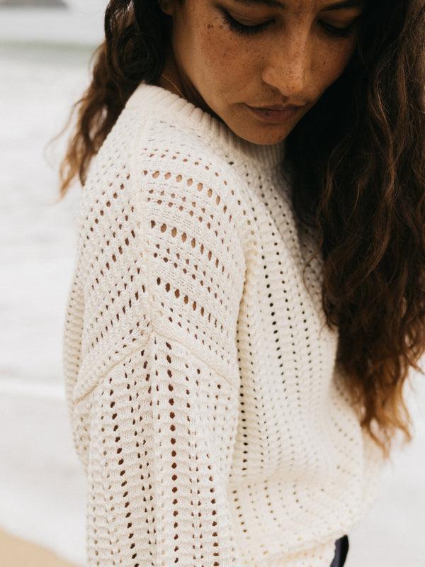 Finisterre Women's Bracken Stitch Crew Neck Jumper Ecru