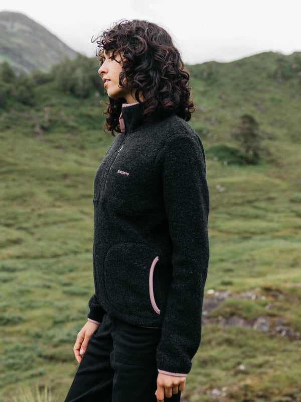 Finisterre Women's Hegen 1/4 Zip Wool Fleece Raven Black
