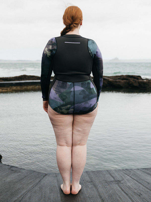 Finisterre Women's Kaia 2mm Yulex® Long Sleeve Swimsuit Raven Lofi Print