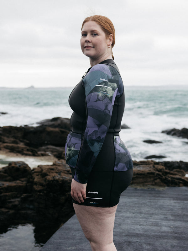 Finisterre Women's Kaia 2mm Yulex® Long Sleeve Top Raven Lofi Print