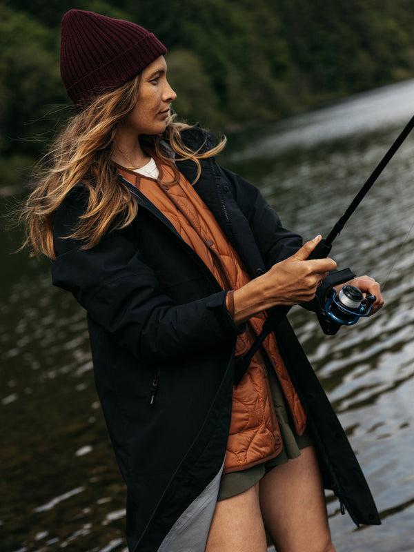 Finisterre Women's Longline Stormbird Waterproof Jacket Black