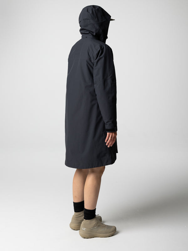 Finisterre Women's Longline Stormbird Waterproof Jacket Black