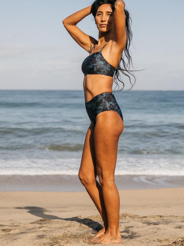 finisterre Women's Sula Bikini Top Fresh Tonal Print