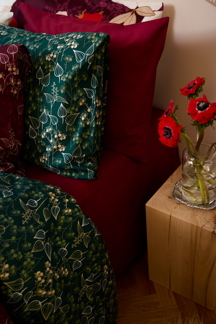 Finlayson Mustikka Pillowcase Dark Red