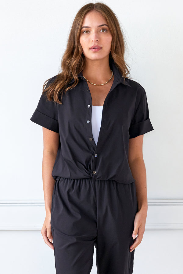 finley Alli Black stretch shirt with a front-twist hem and short cuffed sleeves