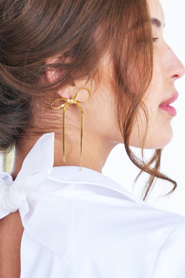 Finley Herringbone Bow Earrings By Accessory Concierge