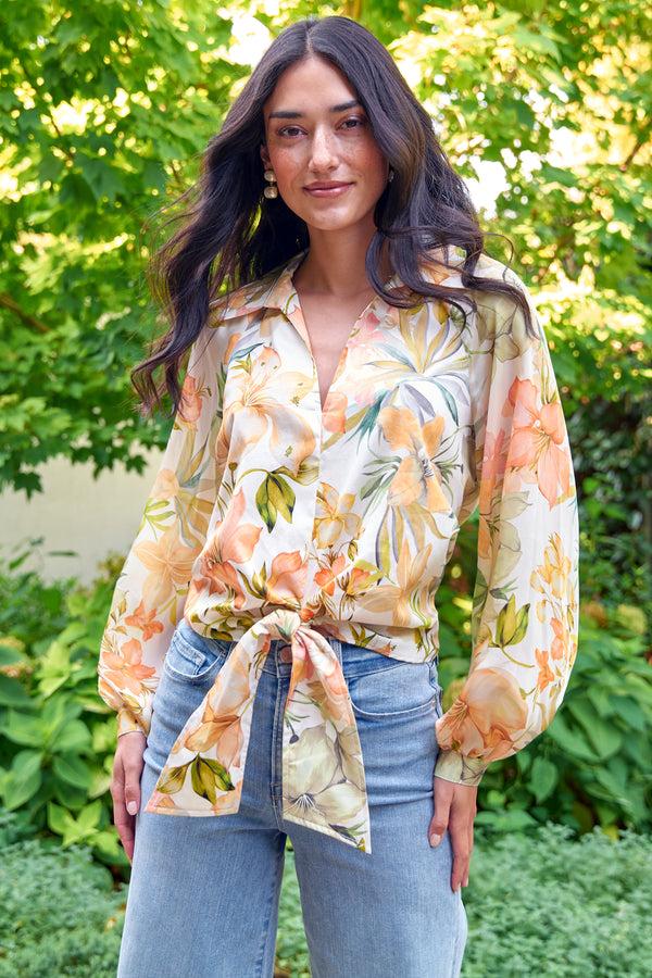 finley Paloma Tie Front Natural coral and green floral print blouse with a v neckline and tie waist
