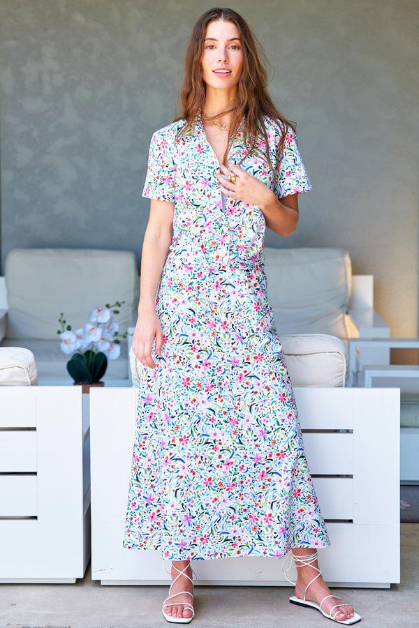 Finley Pull-On Skirt Maxi Straight Silhouette Skirt In A White And Pink Floral Print