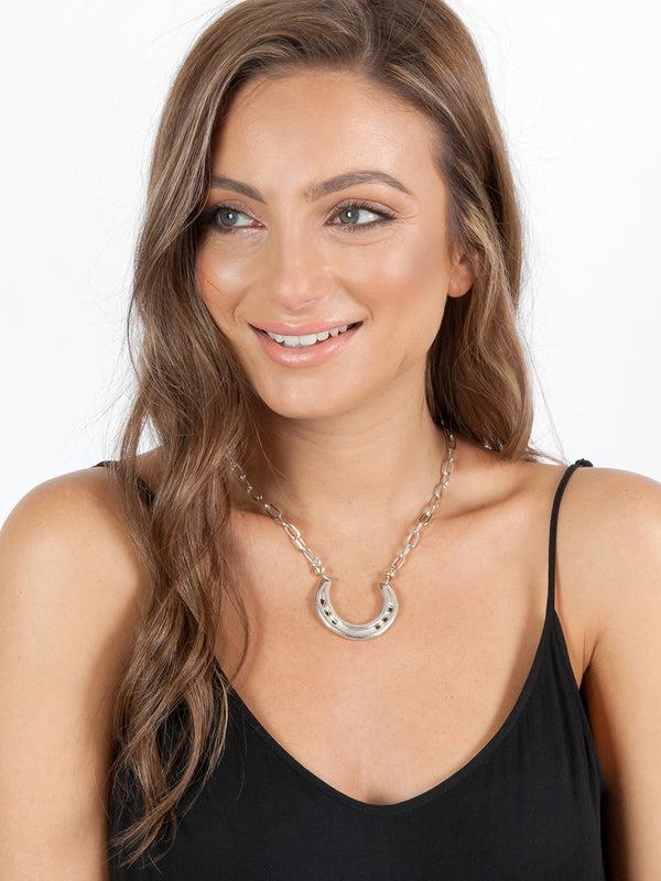 Fiorina Horseshoe Necklace