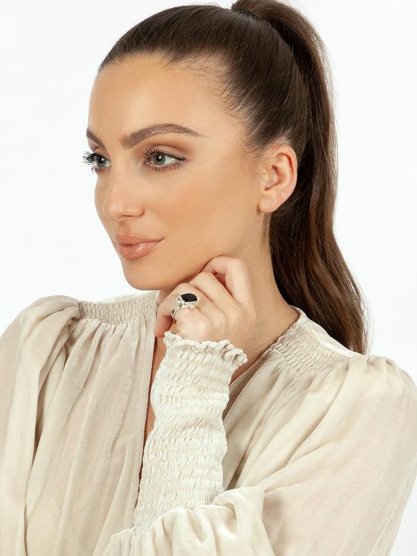 Fiorina Karma Pinkie Ring