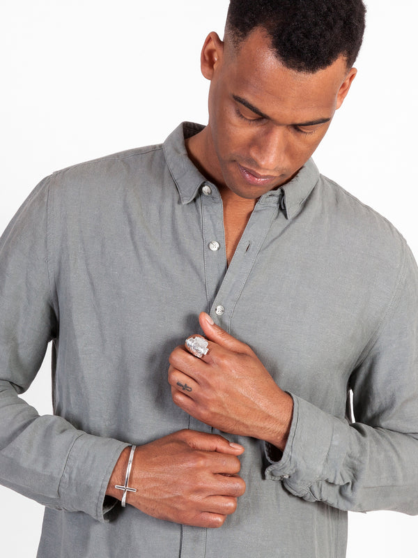 Fiorina Men's Leone Bent Shield Ring