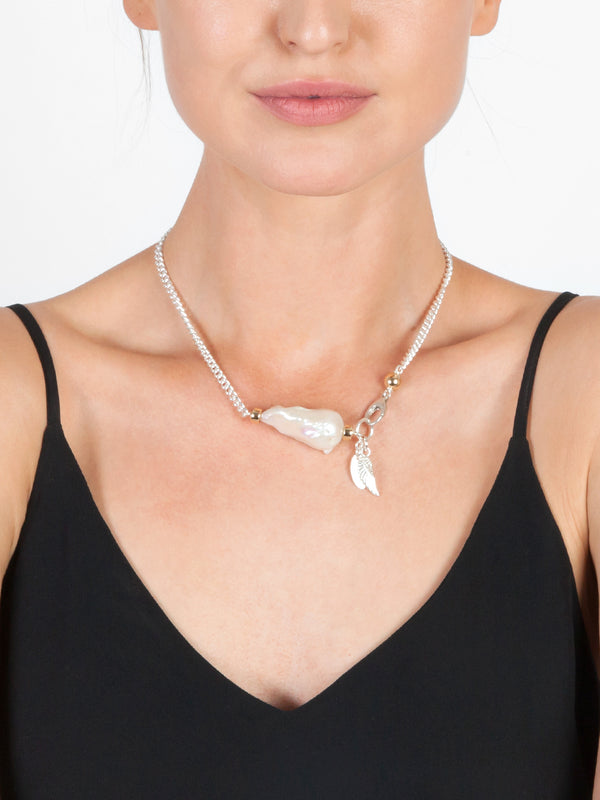 Fiorina Pearl Notorious Necklace