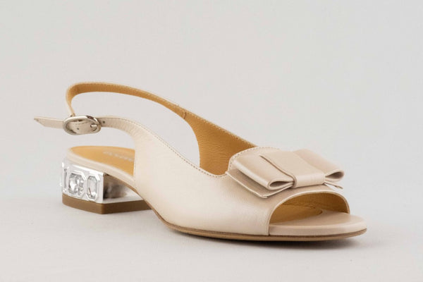 Firenze Shoes Giovanni Fabiani Sandal Beige