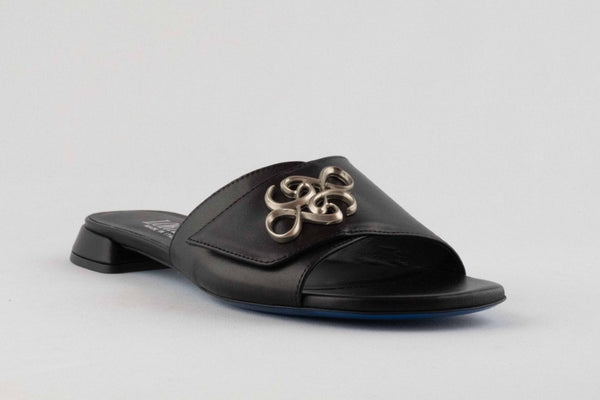 Firenze Shoes Loriblu Flats Black