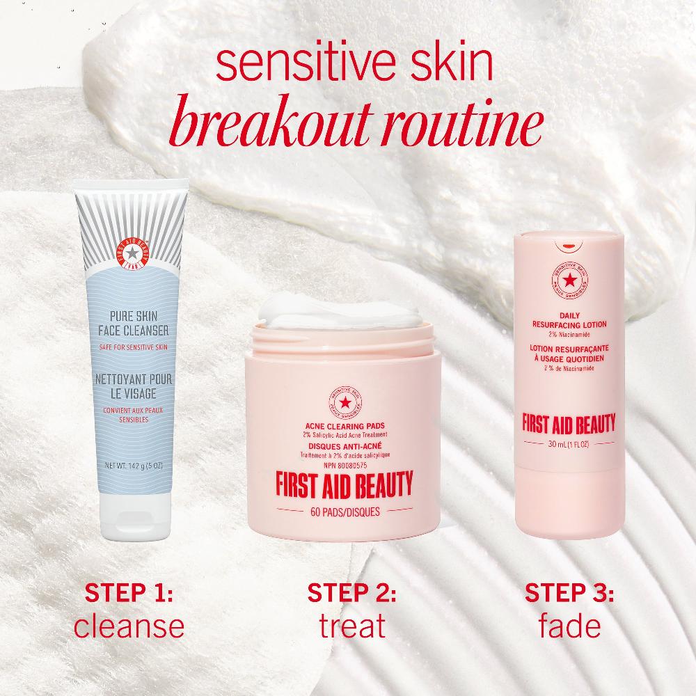 First Aid Beauty Acne Clearing Pads 2% Salicylic Acid Treatment