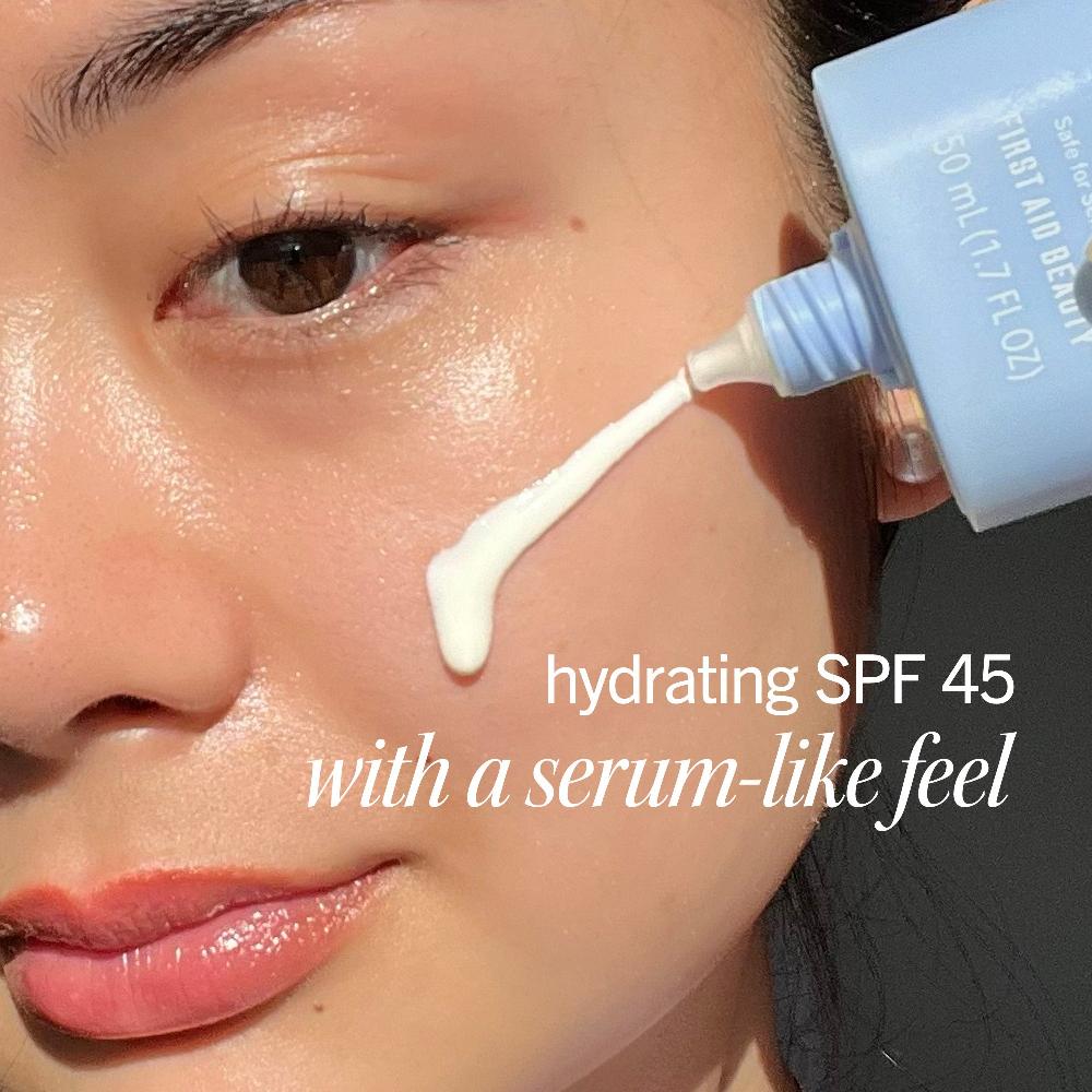 First Aid Beauty Hydrating Sunscreen Milk With Colloidal Oatmeal Broad Spectrum SPF 45 Sunscreen
