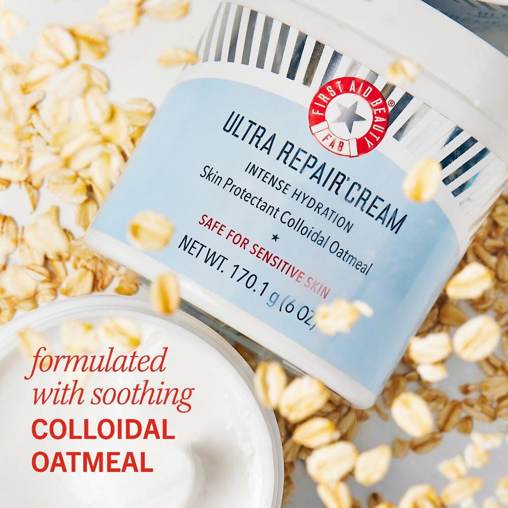 First Aid Beauty Ultra Repair Cream Grapefruit Moisturizer